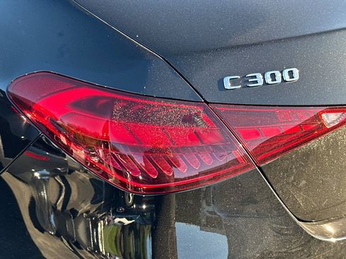 Used 2025 Mercedes-Benz C 300 Sedan image 10