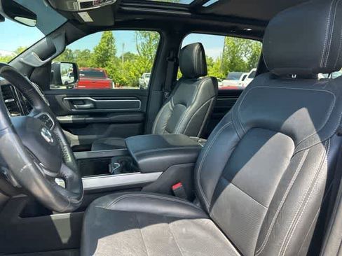 Used 2022 RAM 1500 Big Horn AWD/4WD image 4