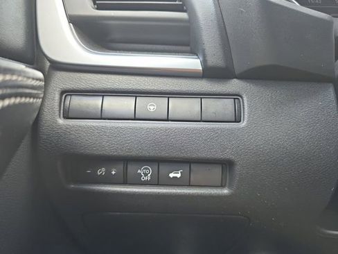 Used 2024 Nissan Rogue SV w/ SV Premium Package FWD image 10