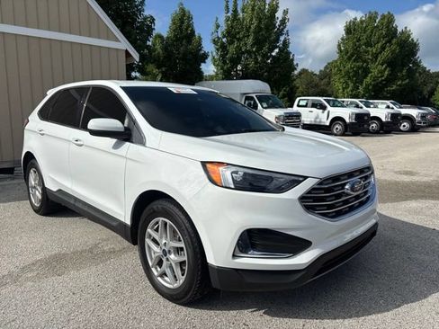 Used 2022 Ford Edge SEL AWD/4WD image 3