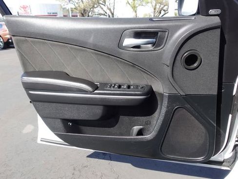 Used 2018 Dodge Charger SXT Plus image 23