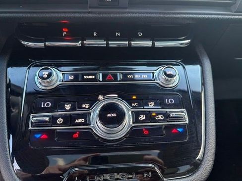 Used 2020 Lincoln Corsair Reserve FWD image 15