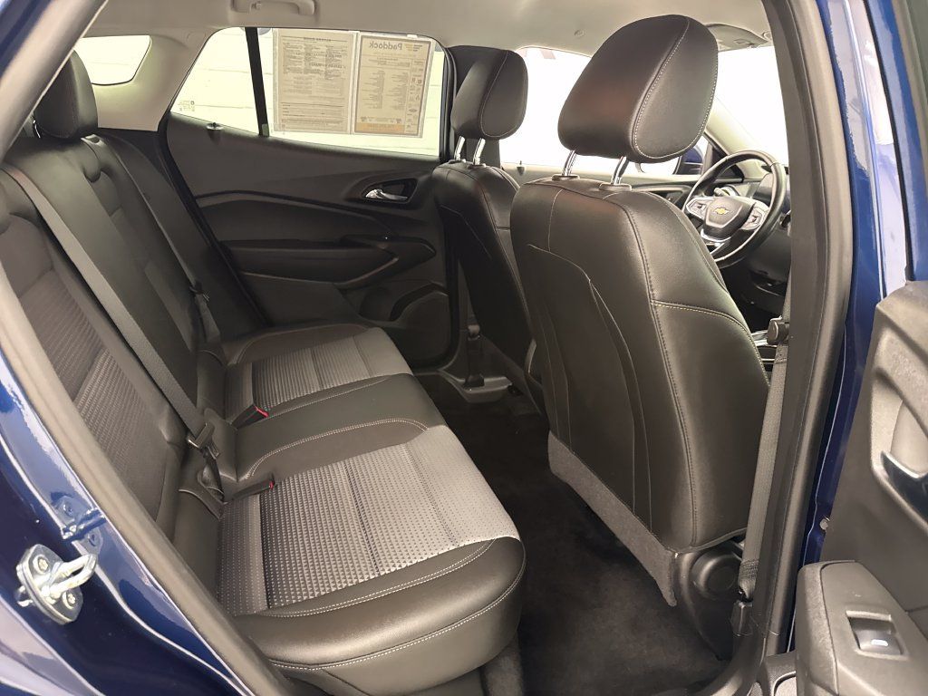 Certified 2024 Chevrolet Trax LT w/ Driver Confidence Package FWD image 26