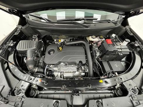New 2026 Chevrolet Equinox LT w/ Safety and Technology Package AWD/4WD image 12