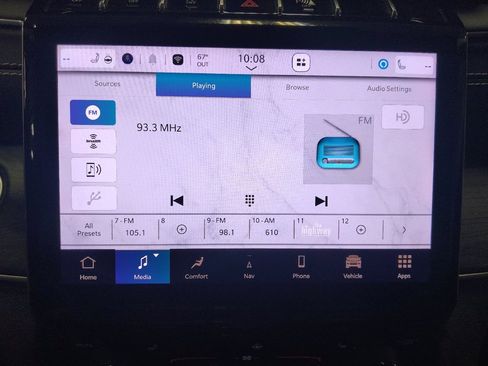 Used 2022 Jeep Grand Cherokee Limited AWD/4WD image 25