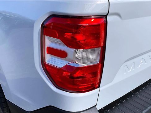 New 2025 Ford Maverick XL w/ Equipment Group 101A image 14