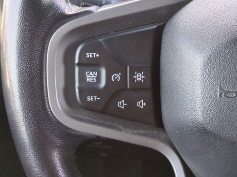 Used 2023 Ford Bronco Black Diamond image 23