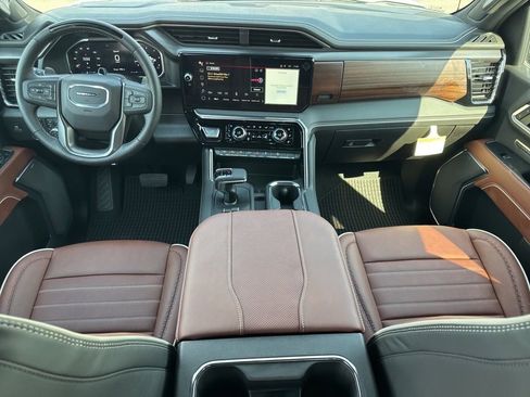 New 2026 GMC Sierra 2500 Denali Ultimate AWD/4WD image 15