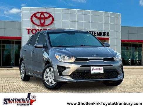 Used 2021 Kia Rio S image 1