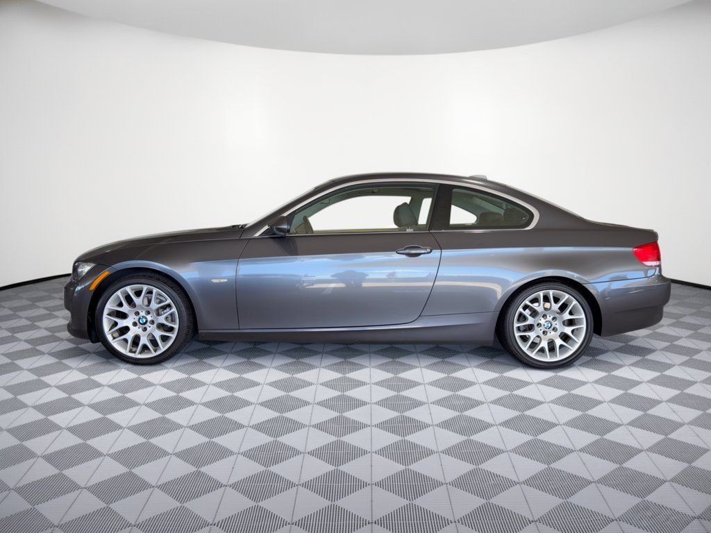 Used 2007 BMW 328i Coupe RWD image 2