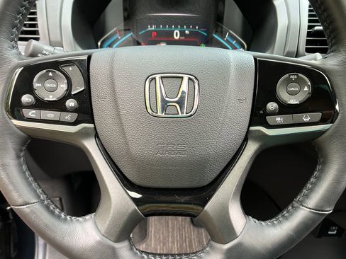 Used 2024 Honda Odyssey Elite image 14