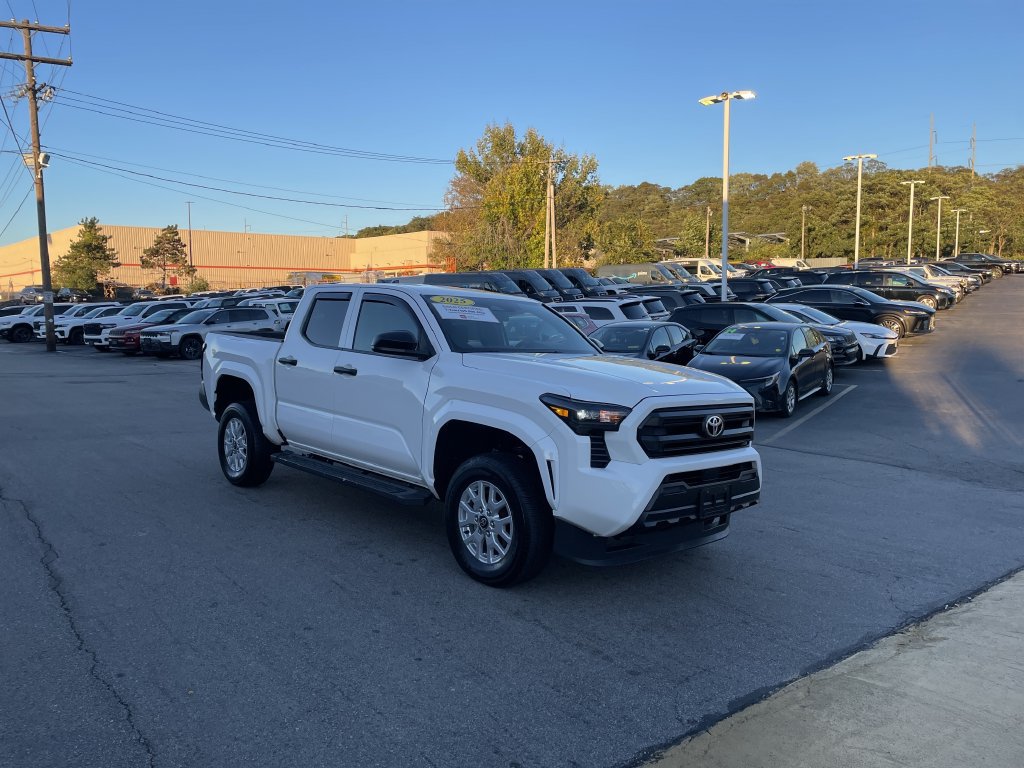 Certified 2025 Toyota Tacoma SR AWD/4WD image 6