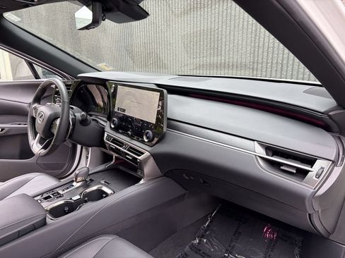 Used 2025 Lexus RX 350 w/ Convenience Package AWD/4WD image 30