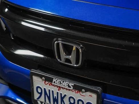 Used 2019 Honda Civic Sport image 8