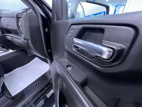 Used 2021 Chevrolet Silverado 1500 Custom AWD/4WD image 34