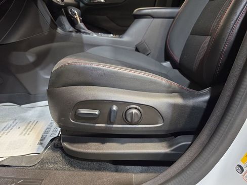 Used 2024 Chevrolet Equinox RS w/ LPO, Floor Liner Package FWD image 14