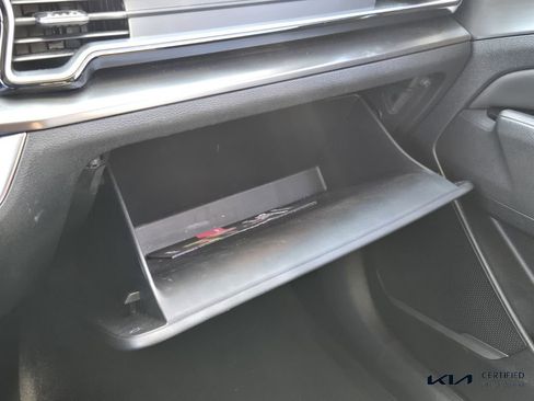Certified 2024 Kia Sportage EX image 22