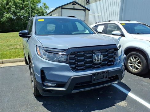 Used 2022 Honda Passport TrailSport image 9