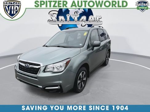 Used 2017 Subaru Forester 2.5i Premium w/ All-Weather Package AWD/4WD image 4