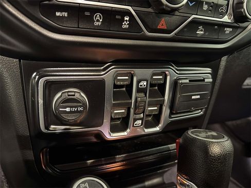 Used 2021 Jeep Wrangler Unlimited Sport S image 26