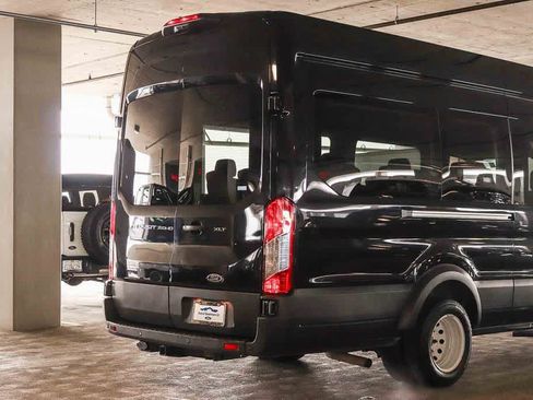 Used 2023 Ford Transit 350 XLT RWD image 9