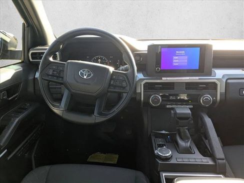 Used 2025 Toyota Tacoma SR5 AWD/4WD image 15