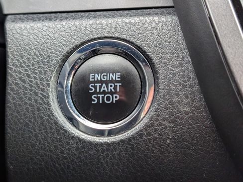 Used 2022 Toyota Camry XSE image 24