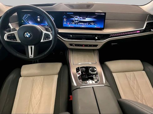 Used 2026 BMW X7 M60i AWD/4WD image 14