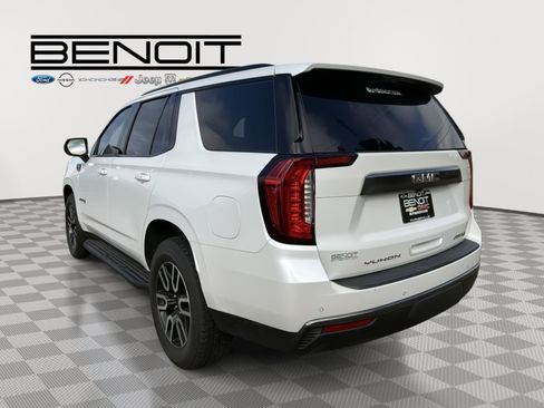 Used 2022 GMC Yukon AT4 image 5
