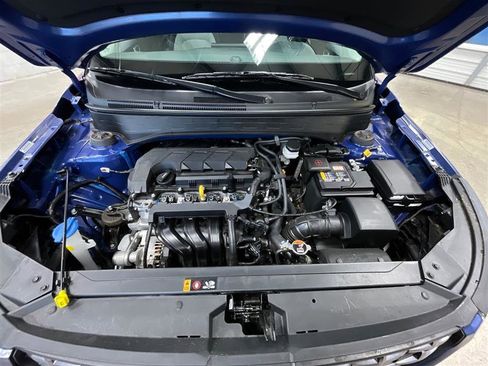 Used 2024 Hyundai Venue SEL image 29