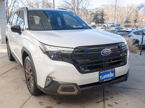 Used 2025 Subaru Forester Sport image 2