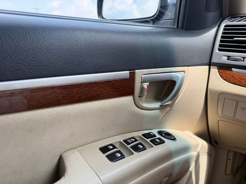 Used 2007 Hyundai Santa Fe SE FWD image 12