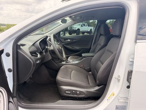 Used 2024 Chevrolet Malibu LT FWD image 19