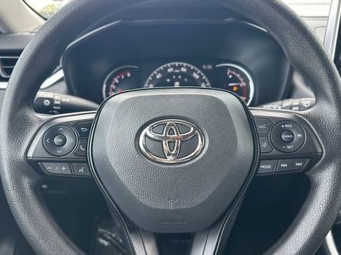 Certified 2025 Toyota RAV4 XLE AWD/4WD image 28
