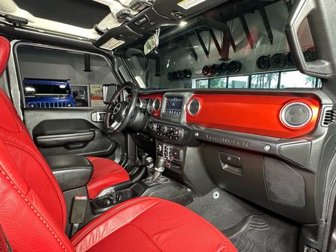 Used 2018 Jeep Wrangler Unlimited Rubicon image 20