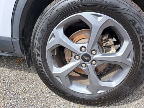 Used 2025 Ford Escape ST-Line FWD image 25