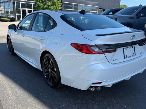 Used 2026 Toyota Camry XSE FWD image 10