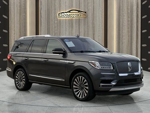 Used 2018 Lincoln Navigator Reserve w/ Technology Package image 1