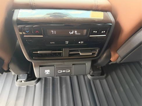 Used 2022 Acura MDX FWD w/ Technology Package image 27