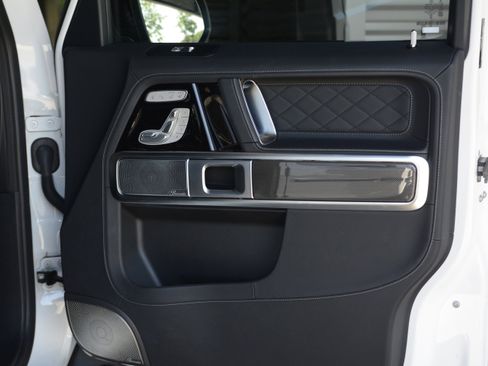 Used 2026 Mercedes-Benz G 63 AMG 4MATIC image 25