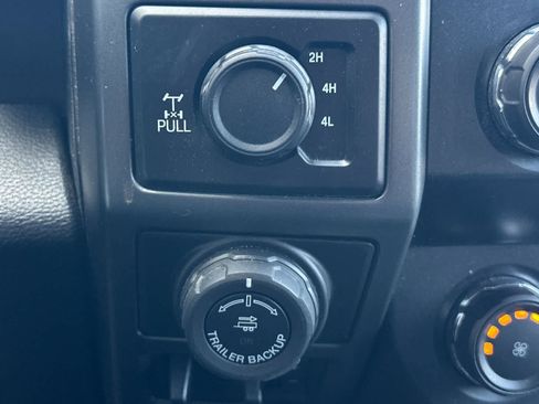 Used 2020 Ford F150 XLT w/ Equipment Group 302A Luxury AWD/4WD image 27