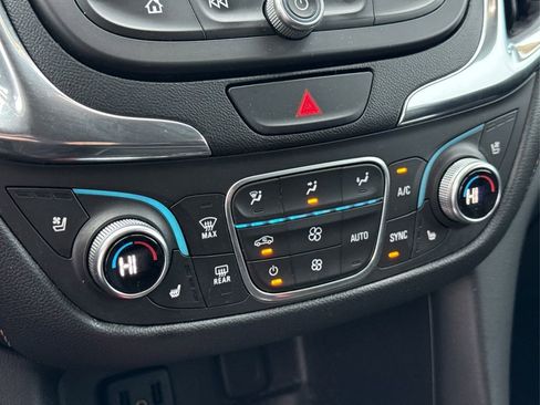 Used 2018 Chevrolet Equinox Premier image 26