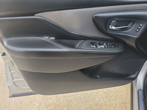 Used 2019 Nissan Murano SL image 12
