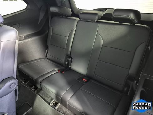 Certified 2025 Buick Enclave Preferred image 23