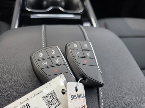 New 2026 Chevrolet Traverse Z71 w/ Driver Confidence Package image 30