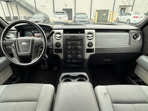Used 2011 Ford F150 XLT w/ XLT Chrome Pkg image 3
