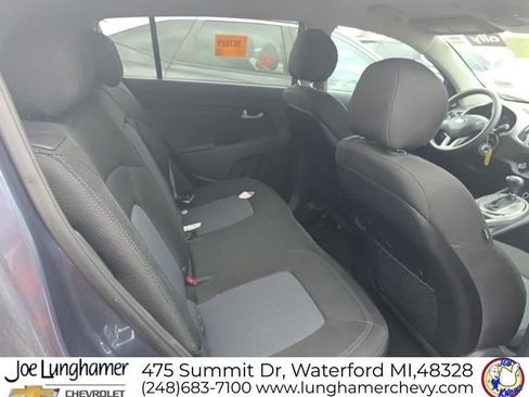 Used 2015 Kia Sportage LX image 12