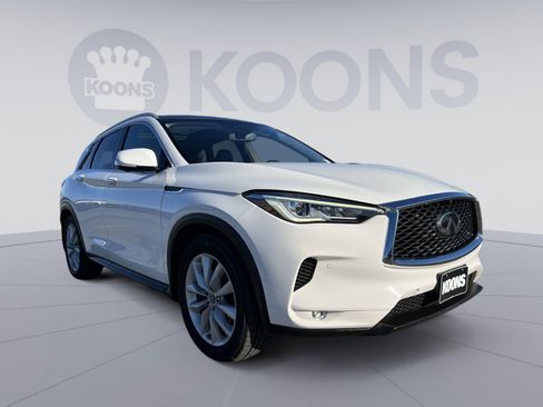 Used 2019 INFINITI QX50 Essential w/ Premium Heat Package image 10