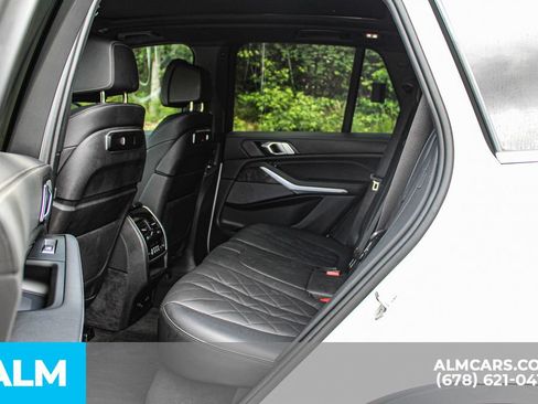Used 2024 BMW X5 sDrive40i RWD image 17