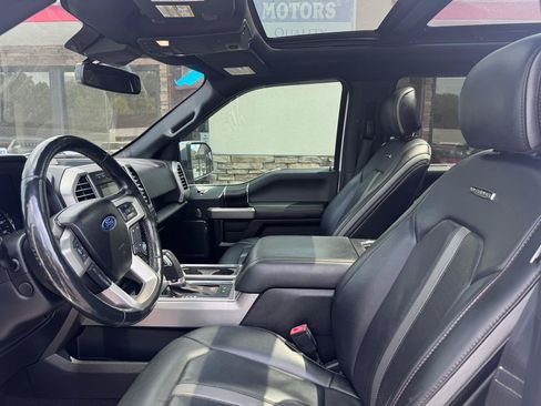 Used 2018 Ford F150 Platinum w/ Equipment Group 701A Luxury AWD/4WD image 12